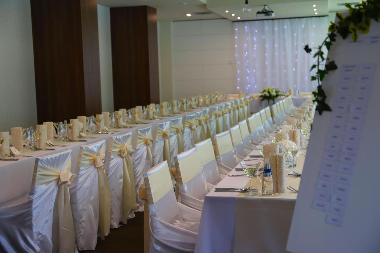 Hotel Rezident ตูร์เชียนสเก เจปลิตเซ ภายนอก รูปภาพ